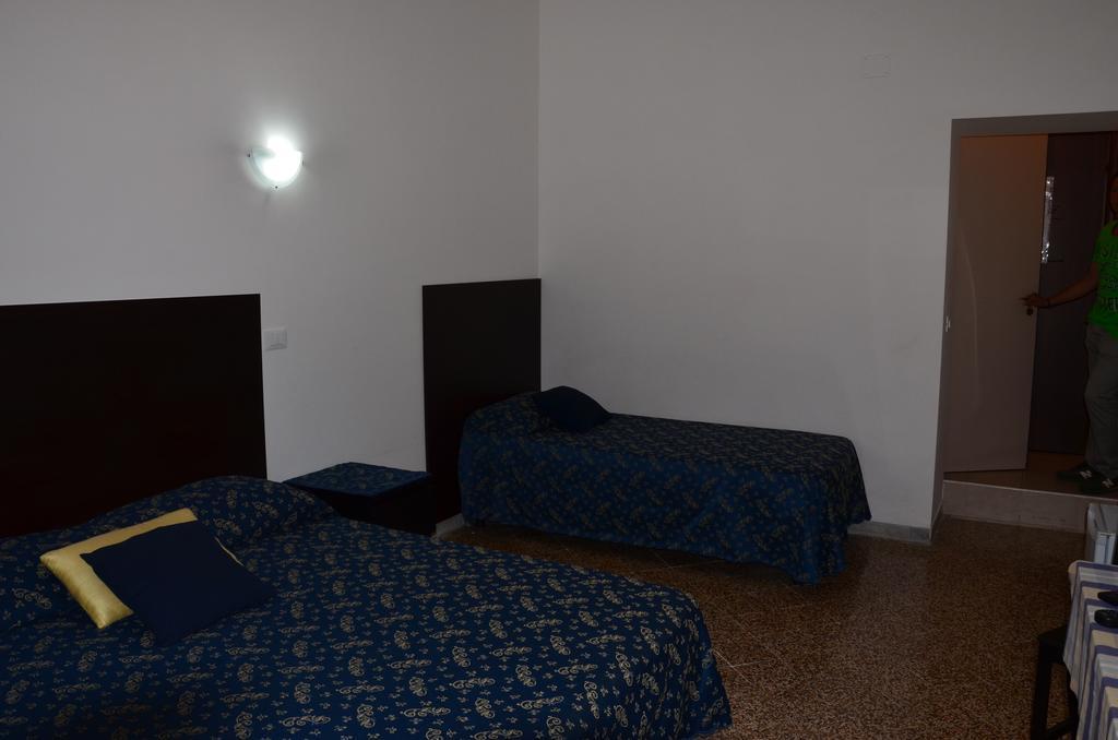 Ines Downtown B&B ローマ 部屋 写真